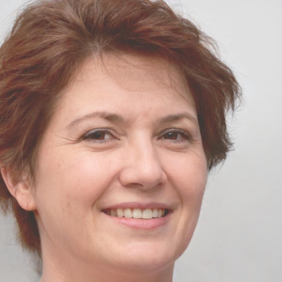 Carmen Delgado, Directora Financiera